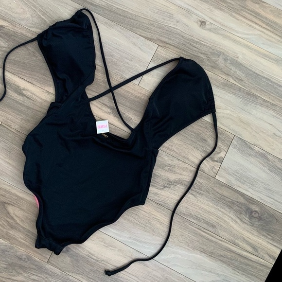 Victoria Secret PINK Keyhole Front-Tie One-Piece - Picture 1 of 5